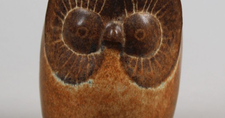 Henk Groenhuis studio pottery owl figurine