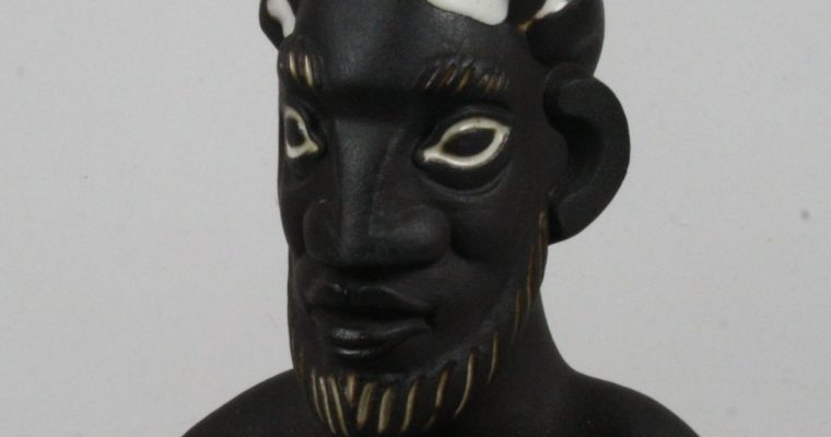 Ravelli mid-century modern figurine of a potter