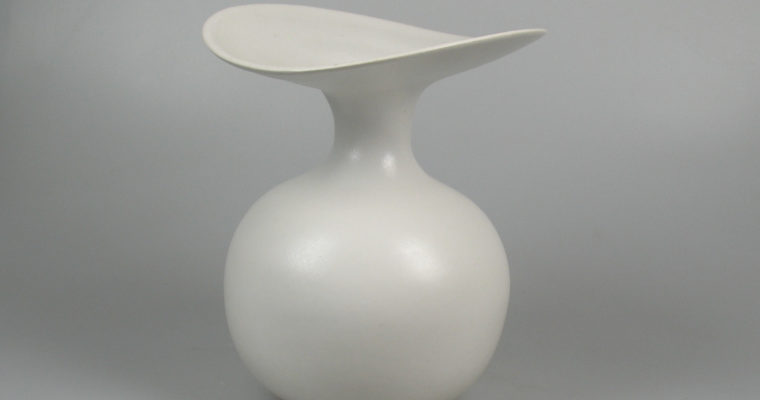 Dien Pleiter (1931) vase / object