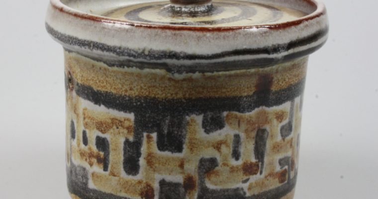 Vuurvogel pot with lid modernist pattern