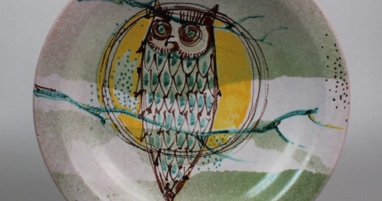 Maurizio Mengolini Faenza art pottery owl plate