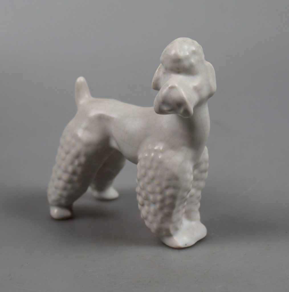 Flora Gouda poodle figurine