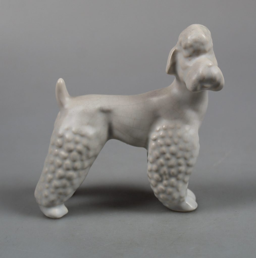 Flora Gouda poodle figurine