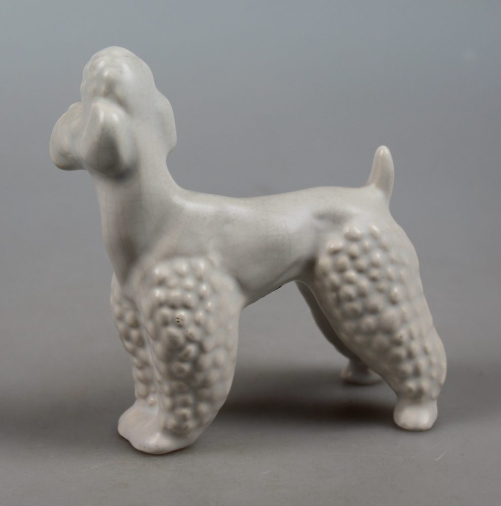 Flora Gouda poodle figurine