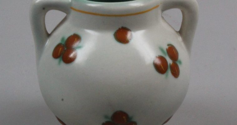 Plateelbakkerij Zuid-Holland small vase Ballade pattern