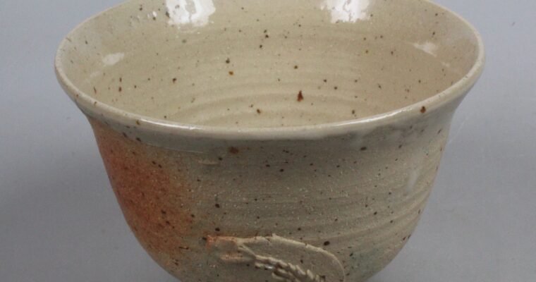 Yvonne Kleinveld studio pottery bowl