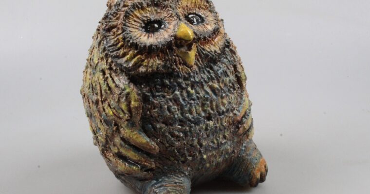 Eva Jorritsma-Thöne studio pottery owl
