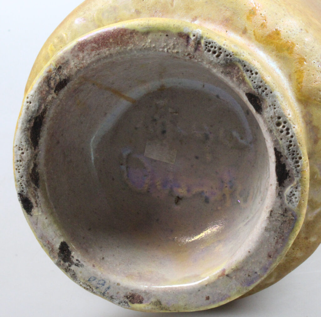 Olga Oderkerk large handformed studio pottery vase