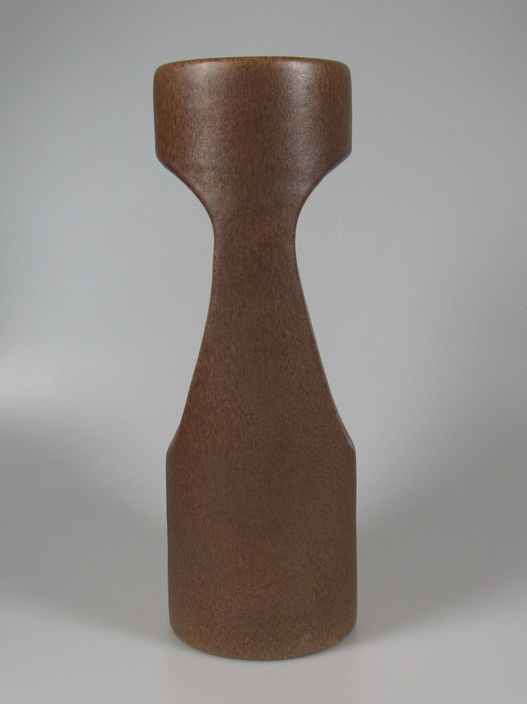 Henny Radijs studio pottery pillar form 1971