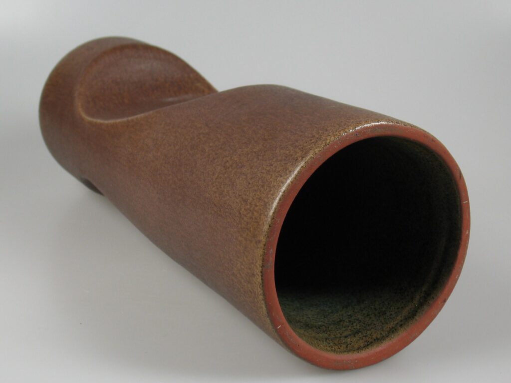 Henny Radijs studio pottery pillar form 1971