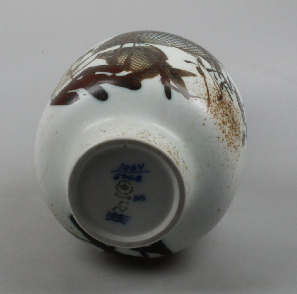 Nils Thorsson Royal Copenhagen vase Diana 