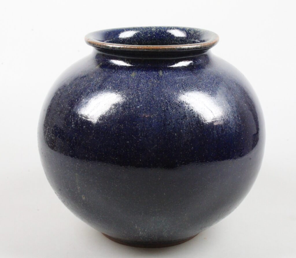 Iet Cool-Schoorl blue art pottery vase