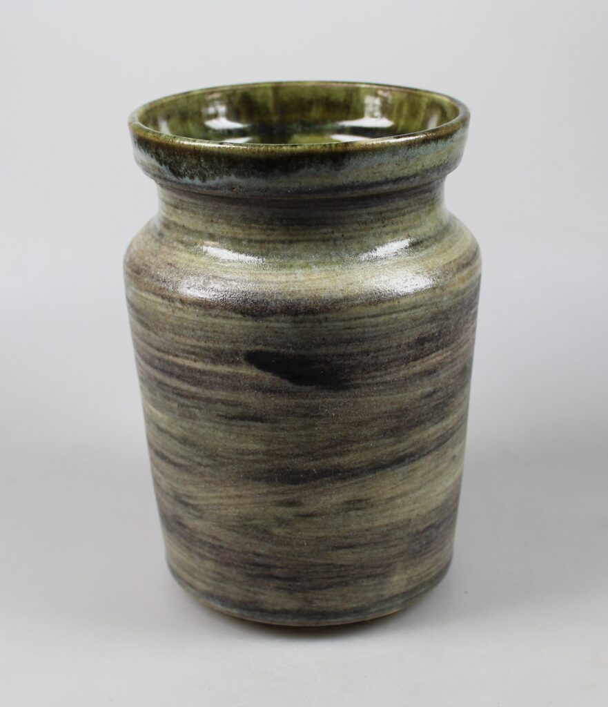 Alice van Mourik vase