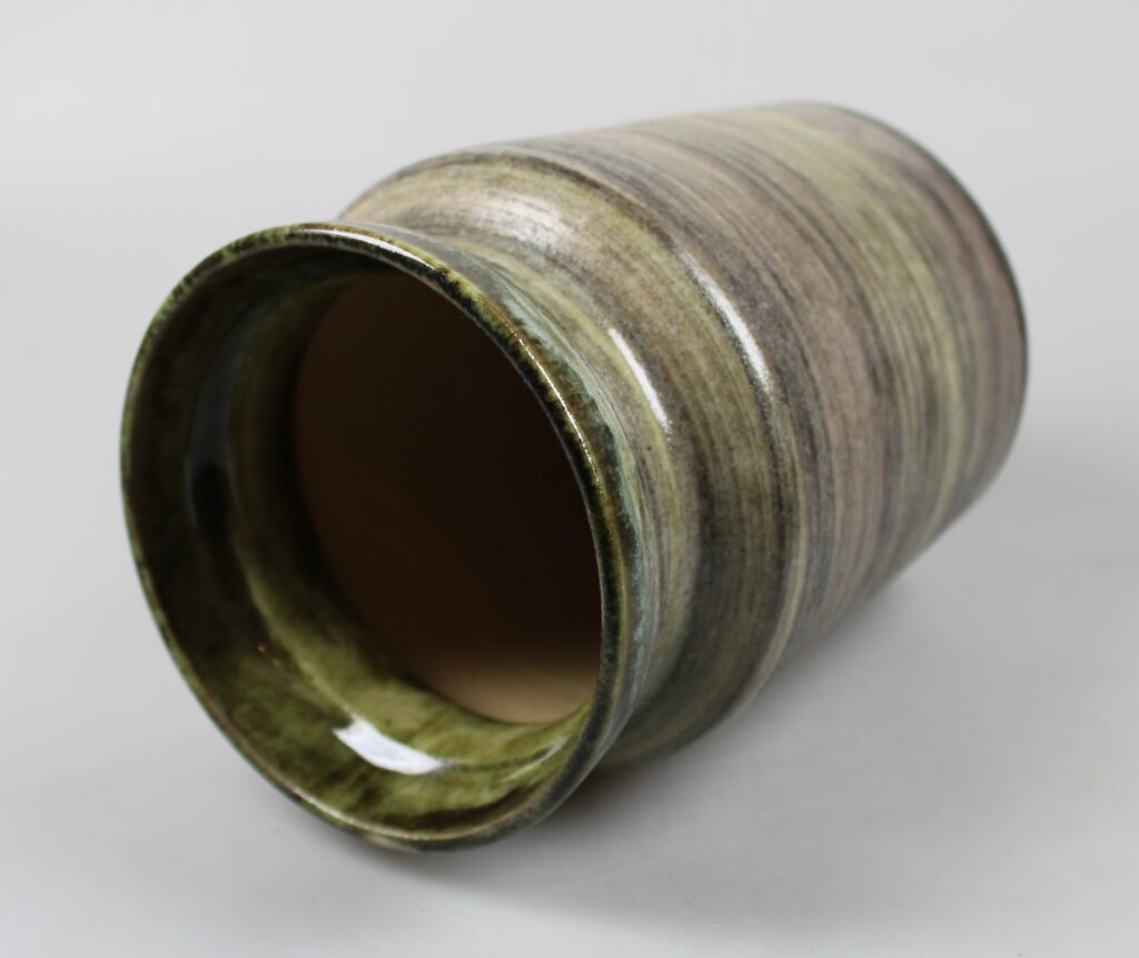 Alice van Mourik vase