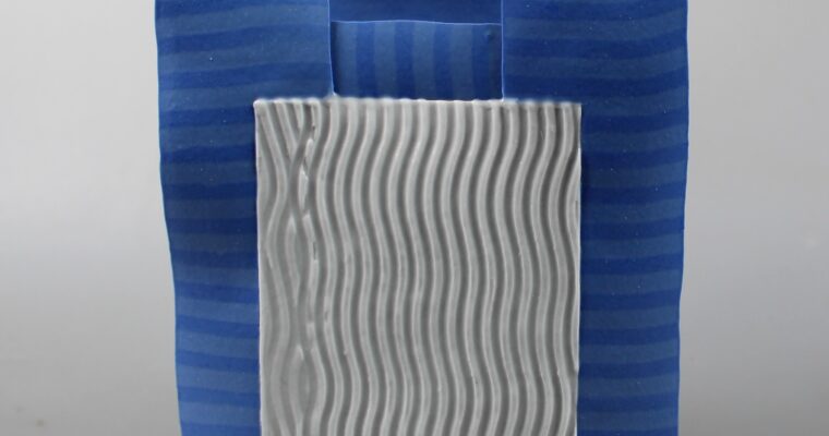 Henk Wolvers porcelain vase 1994